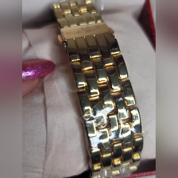 Geneva Unisex Watch - Picture 7 of 9